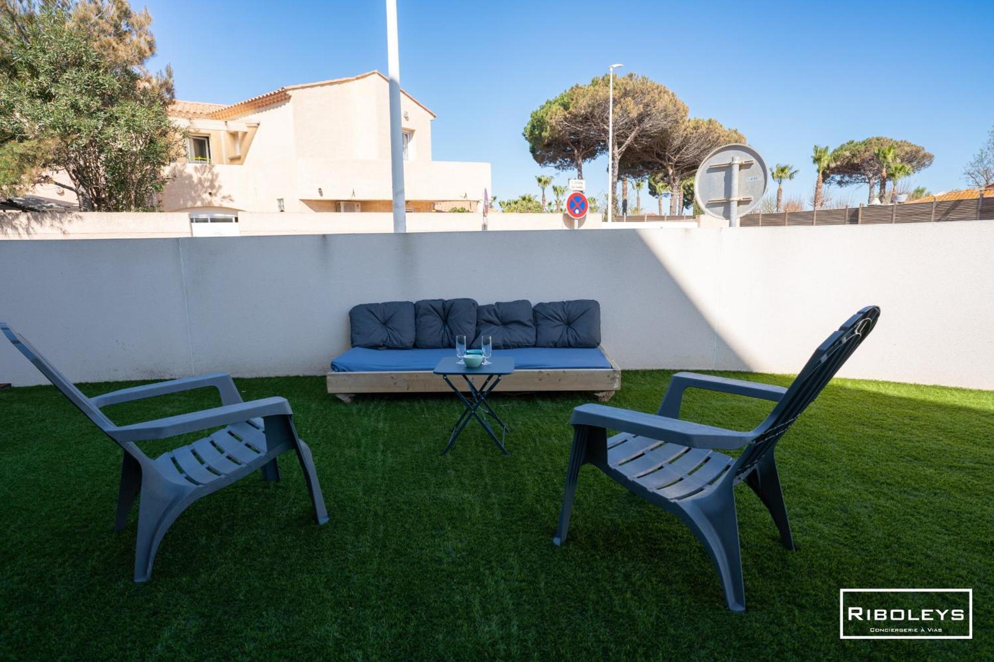 Grand T3 Neuf Climatise Avec Wifi A 100M De La Plage Vias Exterior photo