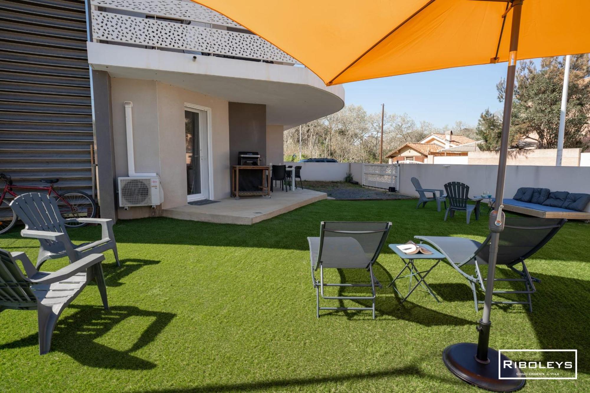 Grand T3 Neuf Climatise Avec Wifi A 100M De La Plage Vias Exterior photo